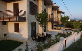 Maisonette Close To The Beach